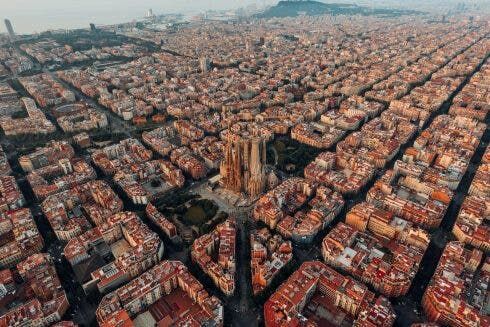 Barcelona's Ban on Tourist Apartments: Analyzing the Impact on the Real Estate Market