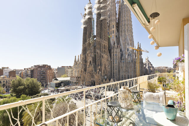 Is it expensive to buy a house in Barcelona?