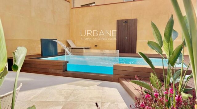 Charming 106 m² Apartment with Balcony & Pool on Carrer Tallers, Barcelona