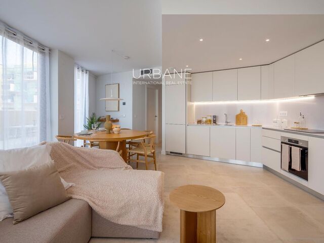 Art de vivre en bord de mer à Cubelles – Terrasse privée et vue imprenable sur la Méditerranée