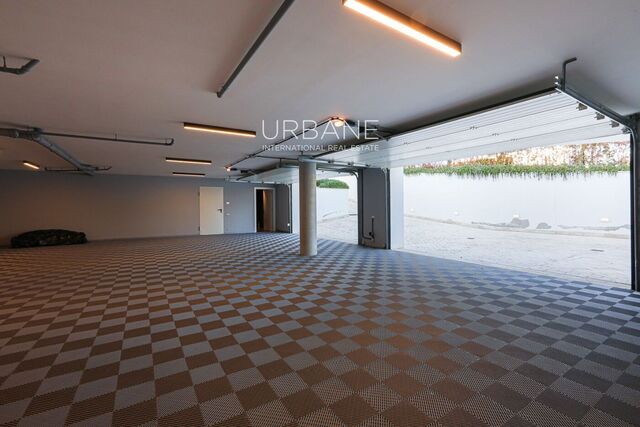 Lujosa villa de 5 dormitorios en primera línea de golf a una hora de Barcelona