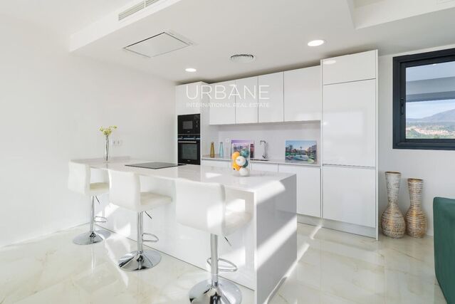 Apartamento moderno en Estepona con gran terraza y servicios exclusivos