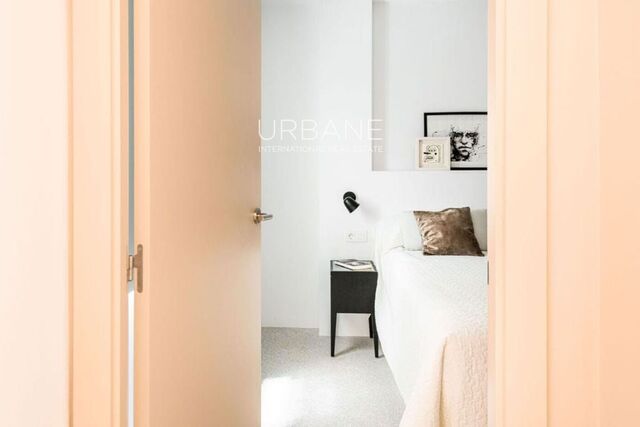 Ampli Apartament Reforma al Cor de Ciutat Vella - El Raval | Urbane International Real Estate