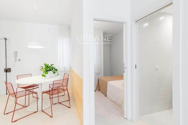 Exquisit Apartament Reformat de 2 Dormitoris en Venda al Districte de Luxe d'El Raval - Urbane International Real Estate