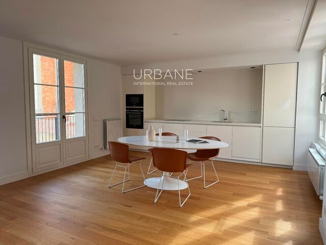 Luxurious Apartment with precious Terrace for Sale in the Heart of Eixample Derecha, Barcelona - Urbane International Real Estate