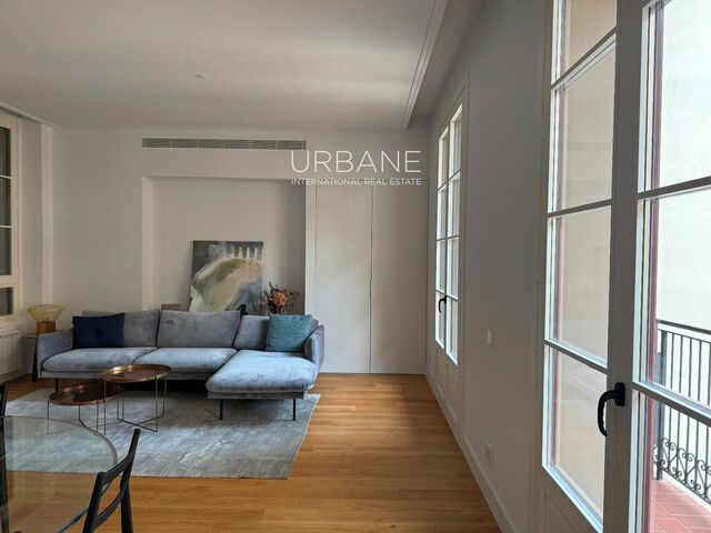 Luxurious Apartment for Sale in Eixample Derecha, Barcelona | Urbane International Real Estate