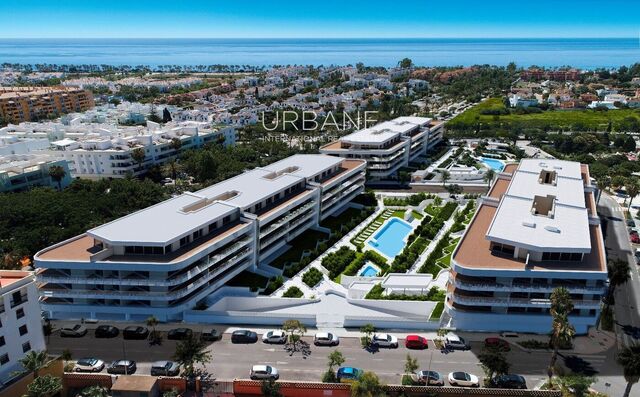 Àtic de luxe de 4 dormitoris amb vistes impressionants, 3 banys, ubicació privilegiada i proximitat al mar a San Pedro de Alcántara, Marbella