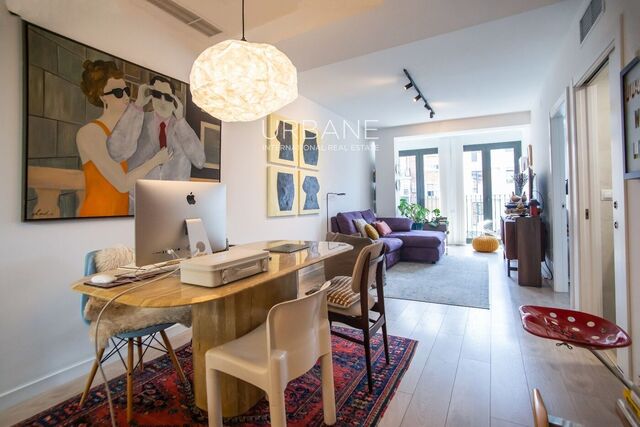 Stunning 2-Bedroom apartment with Rooftop Oasis in Maragall, Barcelona