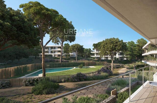 Luxueux Appartement 2 Chambres à Vendre au Golf Resort de Salou avec Piscine