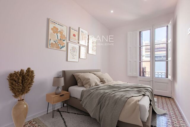 Espacioso y Recién reformado piso en venta de 3 habitaciones en Poblenou, Barcelona