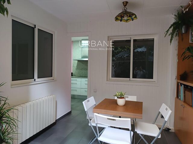 Luxurious 3-Bed Flat in Poblenou with Balcony and Patio