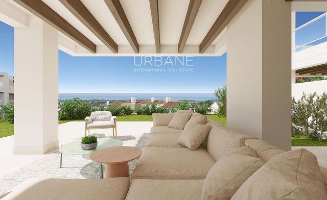 Elegante Apartamento de 3 Habitaciones con Vistas Impresionantes al Golf y al Mar en Benahavís