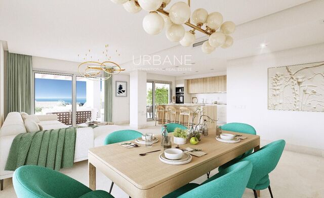 Elegante Apartamento de 3 Habitaciones con Impresionantes Vistas al Golf y al Mar en Benahavís