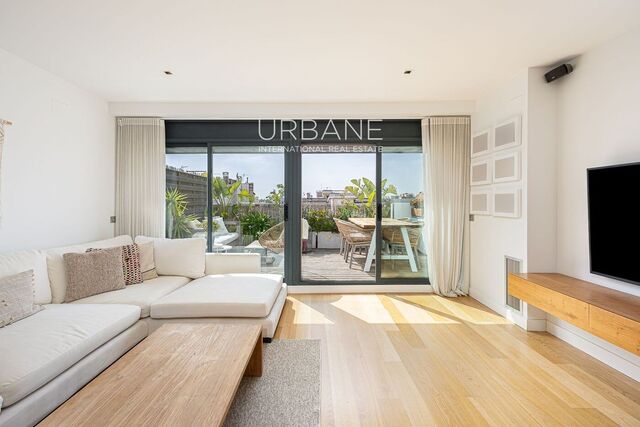 Luxurious Duplex Penthouse for Sale in Eixample, Barcelona