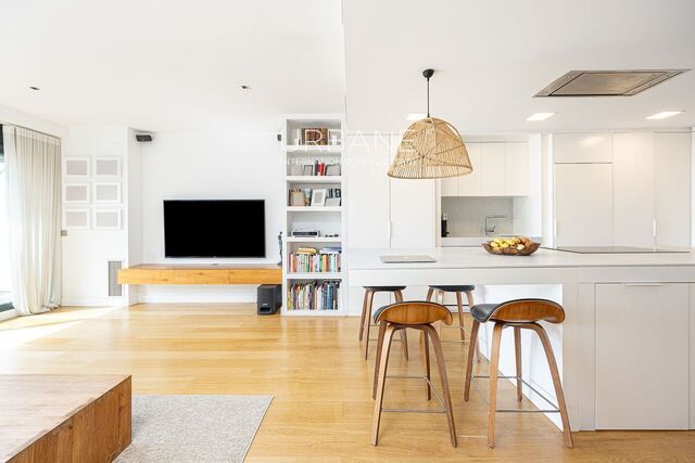 Luxurious Duplex Penthouse for Sale in Eixample, Barcelona