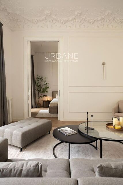 Luxurious 3-Bedroom Apartment for Sale in the Heart of Barcelona