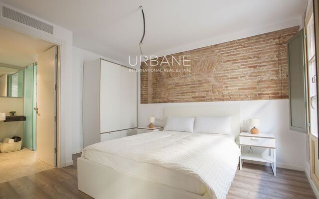 Stunning 2-Bedroom Apartment for Sale in Born District, Barcelona