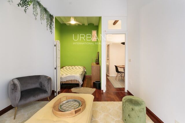 Modern 2-Bedroom Apartment on Carrer de Sant Vicenç