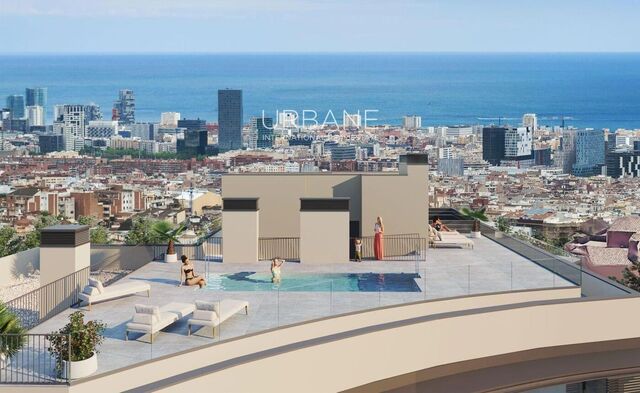 Apartamento moderno de 3 dormitorios con amplia terraza y piscina en la azotea en Plaça Catalana