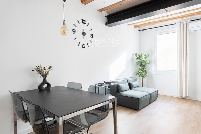 A Charming Renovated Apartment in the Heart of El Raval