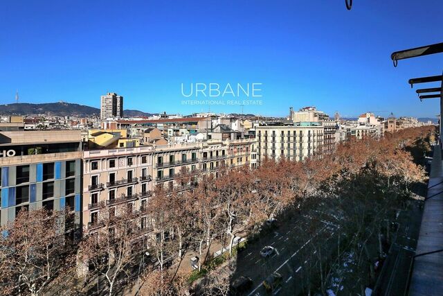 Àtic Luxós en venda de 2 Habitacions i 2 Banys amb Terrassa a l'Eixample, Barcelona