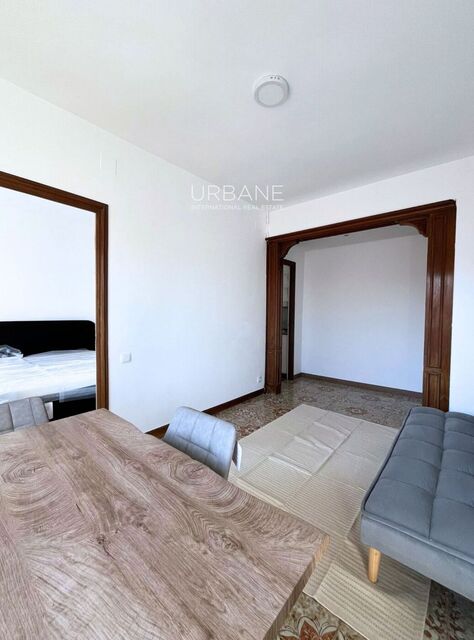 COZY 2-BEDROOM APARTMENT IN SAGRADA FAMILIA.