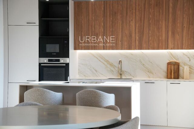 Apartamento Espacioso en Renovación en Gran Via - Eixample