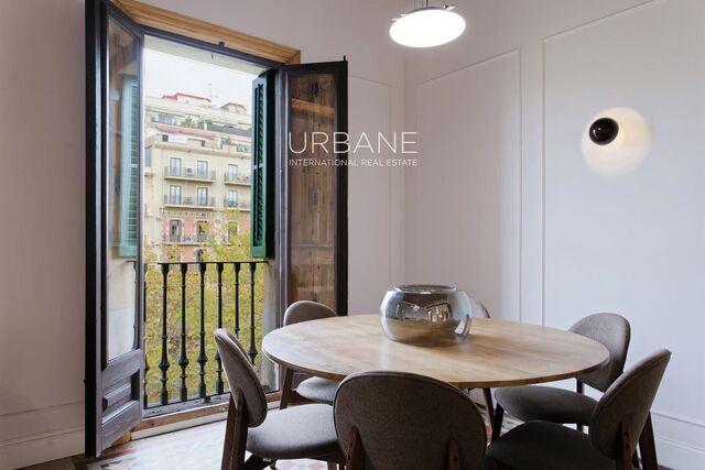 Apartamento en Renovación con Terraza y Espacio Luminoso en Eixample