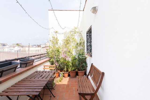 Private Terrace & Exclusive Address – 1-Bedroom Apartment in the Heart of El Born