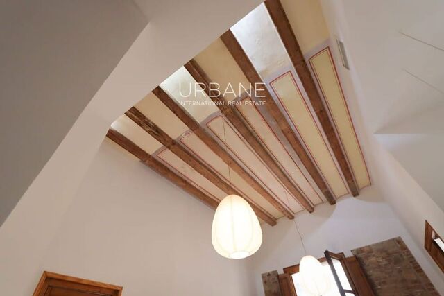 Charming, Newly Renovated Apartment in Barcelona City Center