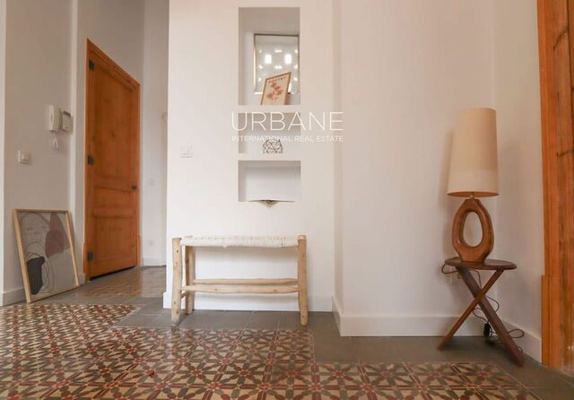 Charming, Newly Renovated Apartment in Barcelona City Center