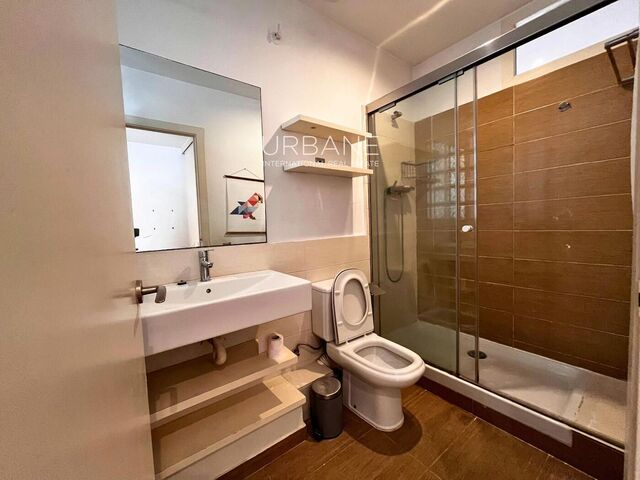 1-Bedroom Apartment for Sale with Access to Community Terrace – El Born