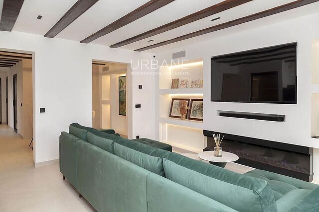 Geräumige, Helle und Moderne 2-Zimmer-Wohnung im Herzen Barcelonas