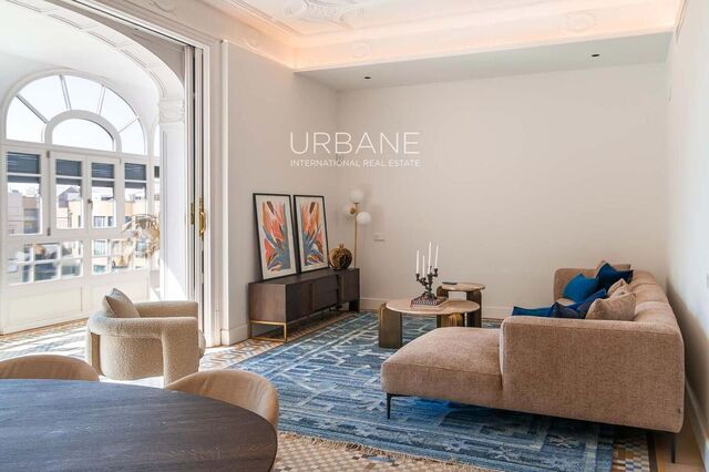 Appartement Raffiné avec Trois Chambres au Centre de Barcelone