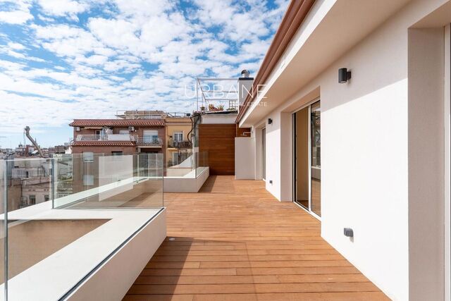 Espectacular ático de 5 dormitorios con terrazas panorámicas y vistas sobre Barcelona