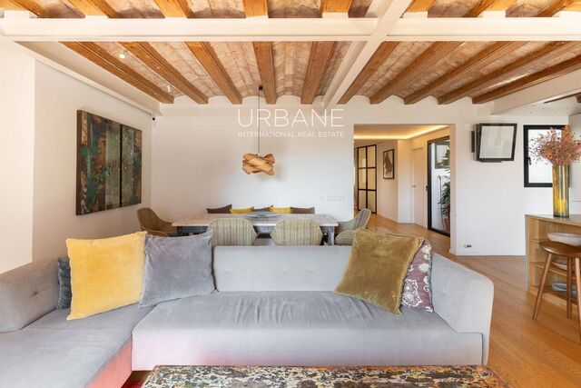 Encanto histórico y elegancia atemporal: su nuevo hogar en el corazón del Barrio Gótico