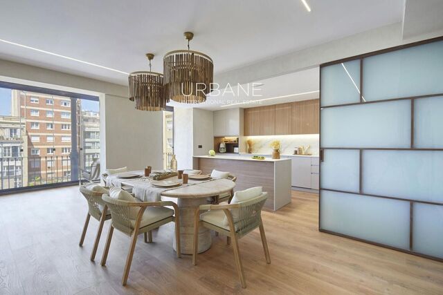 Appartement exclusif rénové au cœur de l'Eixample Derecho