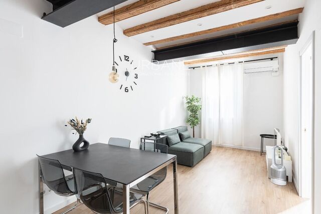 Charmant Appartement Rénové au Cœur d'El Raval
