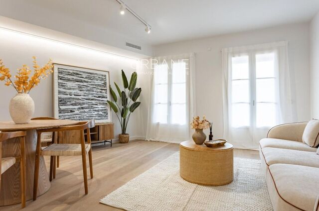 Apartamento elegante y espacioso con piscina