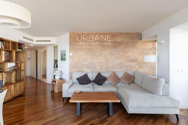 Stylish 3-Bedroom Apartment with Sea Views and a Large Private Terrace in Sant Martí