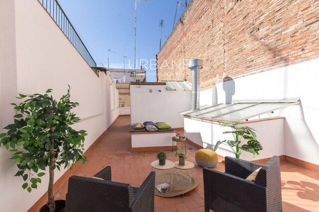 Renovierte Wohnung mit 40 m² privater Terrasse in El Born, Barcelona