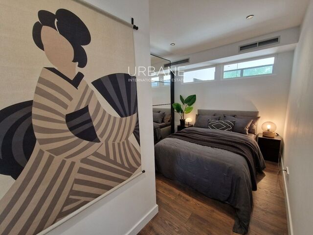 Modern Elegance and Tranquility: Ground-Floor Gem with Private Garden in Poblenou