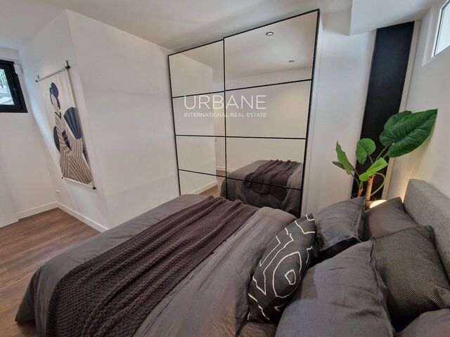 Modern Elegance and Tranquility: Ground-Floor Gem with Private Garden in Poblenou