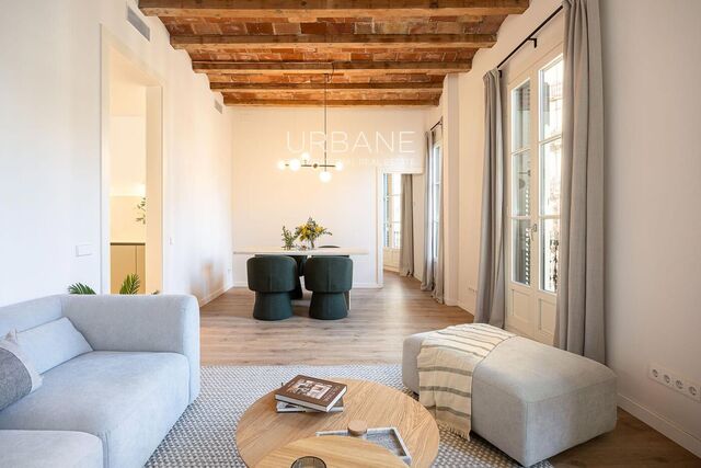 Elegante piso de 2 dormitorios con terraza y balcones en l'Antiga Esquerra de l'Eixample