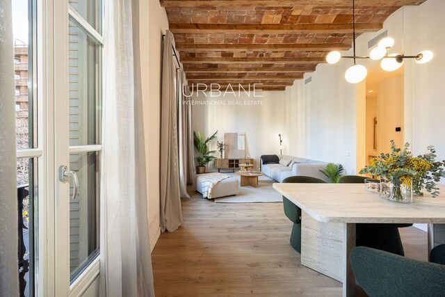 Elegante piso de 2 dormitorios con terraza y balcones en l'Antiga Esquerra de l'Eixample